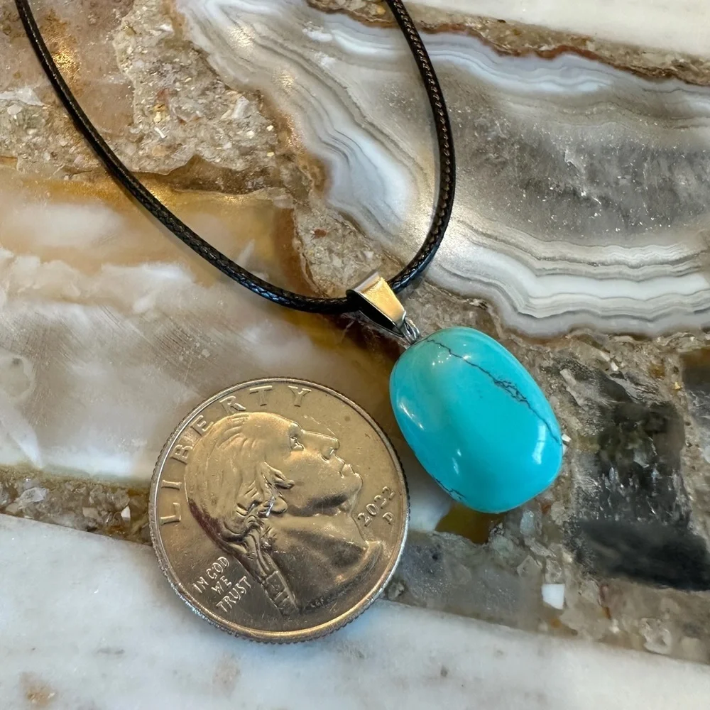 3082 Turquoise Colored Pendant Necklace with Black Cord